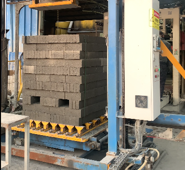 pet-strapping-for-brick-pallet-packaging PET strapping used for brick pallet packaging